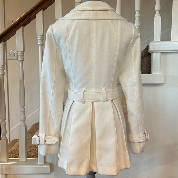 Guess winter jacket - Picture 12 of 12